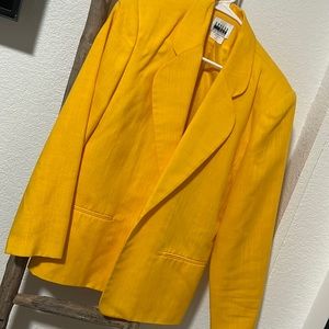 Yellow blazer, size 12p